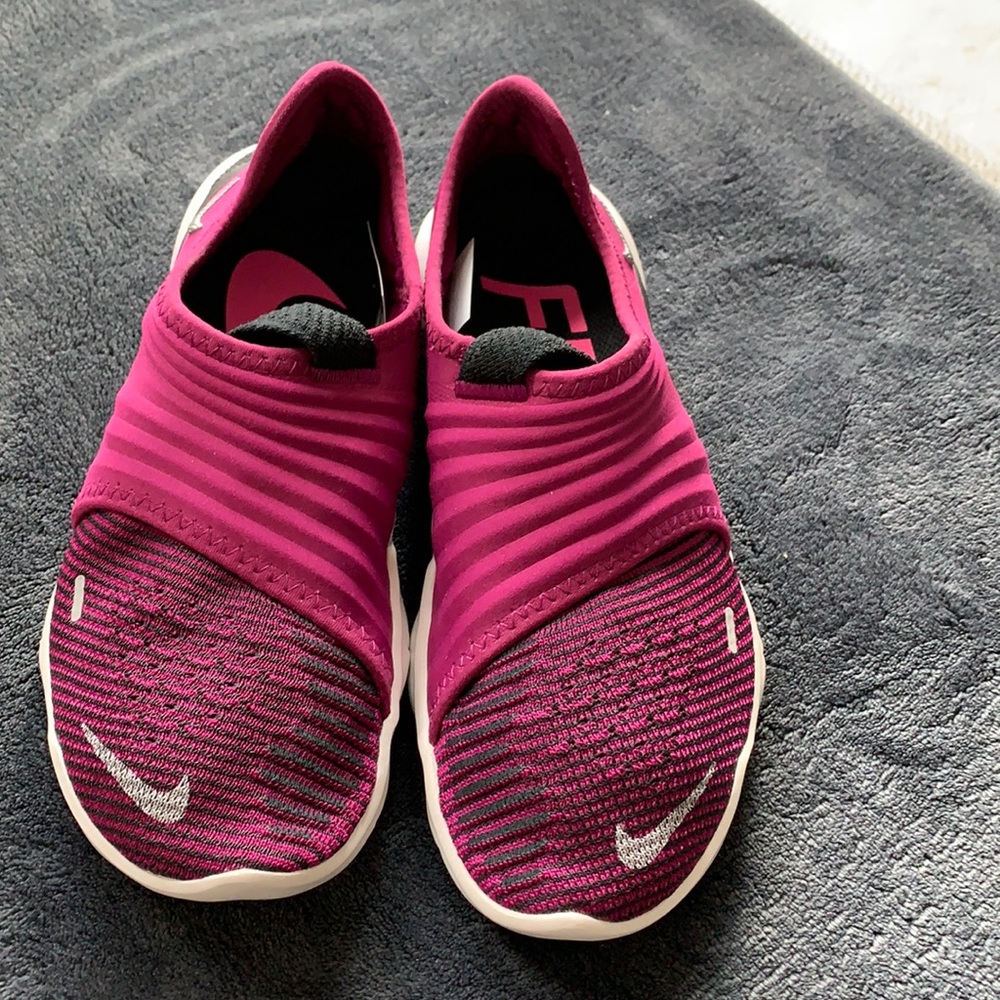 NWOT or box Nike Free 3.0